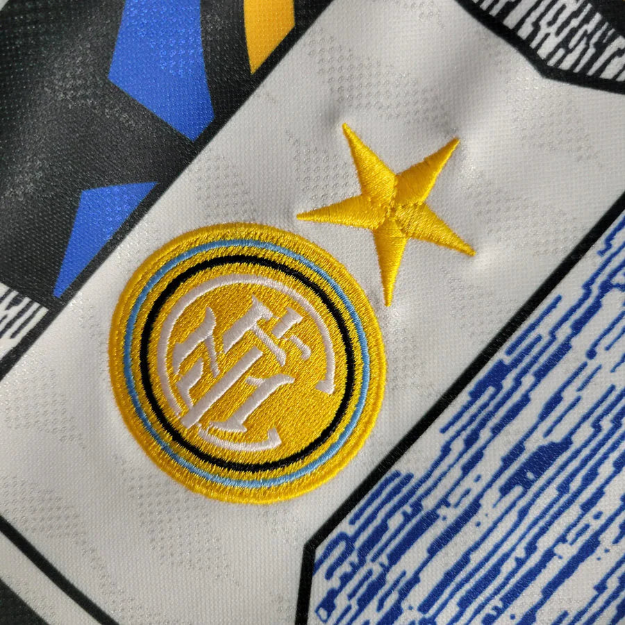 Inter Milan 1995-1996 Third Retro Kit