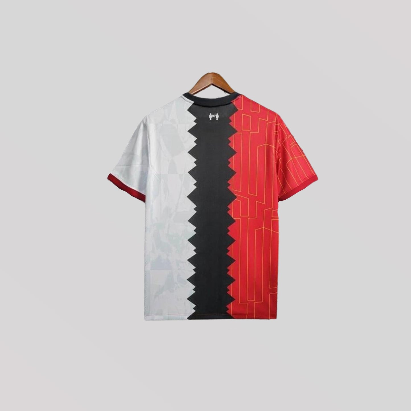 Liverpool "Tri-Color Blitz" Special Kit