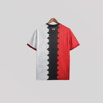 Liverpool "Tri-Color Blitz" Special Kit